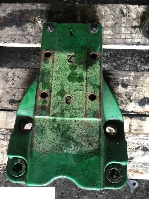 John Deere L216249 Podstawa Wspornika Błotnika John deere 6620 6630 6820 6830 6920 6930 - Крыло для Сельскохозяйственной техники: фото 1 John Deere L216249 Podstawa Wspornika Błotnika John deere 6620 6630 6820 6830 6920 6930 - Крыло для Сельскохозяйственной техники: фото 1