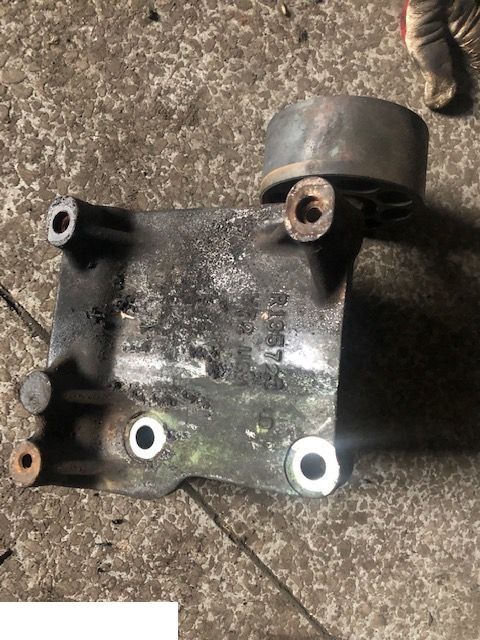 John Deere r135728 - Support Podstawa Klimatyzacji - Часть системы кондиционирования для Сельскохозяйственной техники: фото 1 John Deere r135728 - Support Podstawa Klimatyzacji - Часть системы кондиционирования для Сельскохозяйственной техники: фото 1