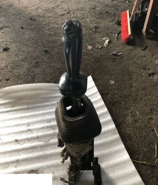 Joystick Liebherr L580 - Кабина и интерьер для Колёсных погрузчиков: фото 1 Joystick Liebherr L580 - Кабина и интерьер для Колёсных погрузчиков: фото 1