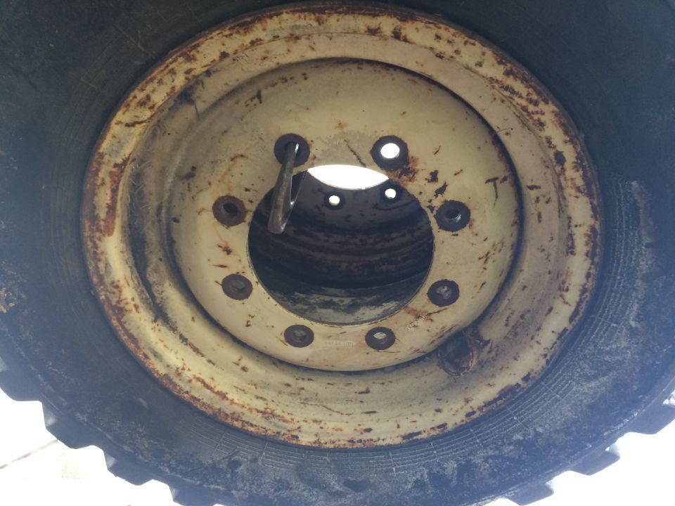 Koła 16.00/70-20 superking do matbro sanderson felga 13x20 sanderson matbro john deer - Колесный диск для Погрузочно-разгрузочной техники: фото 1 Koła 16.00/70-20 superking do matbro sanderson felga 13x20 sanderson matbro john deer - Колесный диск для Погрузочно-разгрузочной техники: фото 1