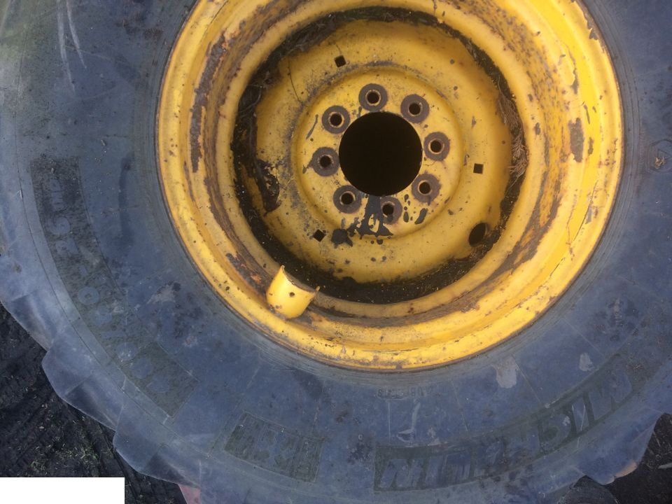 Koło - felga tylna koparko ładowarka Massey Ferguson Fermec , Terex , Rozmiar 480/80-26 - Колесный диск для Сельскохозяйственной техники: фото 1 Koło - felga tylna koparko ładowarka Massey Ferguson Fermec , Terex , Rozmiar 480/80-26 - Колесный диск для Сельскохозяйственной техники: фото 1