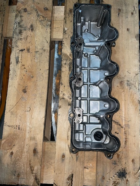 Kubota V3600-T głowica cylindrów pokrywa zaworowa - Головка блока для Сельскохозяйственной техники: фото 1 Kubota V3600-T głowica cylindrów pokrywa zaworowa - Головка блока для Сельскохозяйственной техники: фото 1