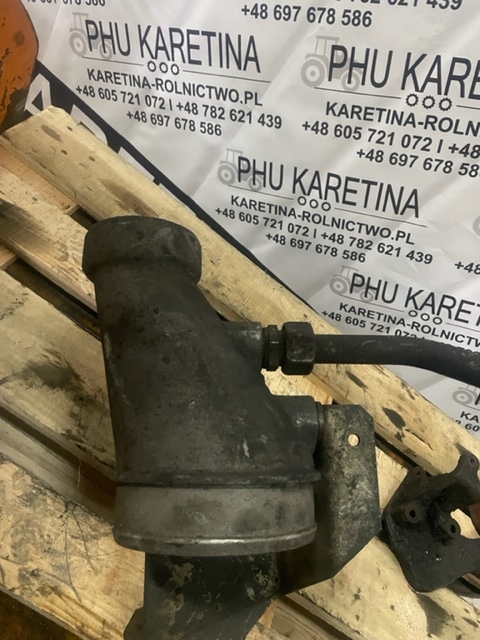 Łącznik kolana turbospręźarki Liebherr D926 - Турбина для Строительной техники: фото 1 Łącznik kolana turbospręźarki Liebherr D926 - Турбина для Строительной техники: фото 1