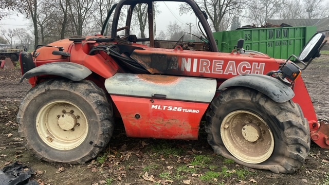 Manitou 526 zwolnica zwrotnica części - Поворотный кулак для Сельскохозяйственной техники: фото 1 Manitou 526 zwolnica zwrotnica części - Поворотный кулак для Сельскохозяйственной техники: фото 1