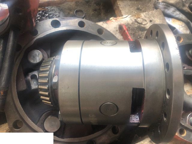 Дифференциал для Телескопических погрузчиков Manitou 626 - Mechanizm Róźnicowy [Clark Hurth]: фото 1