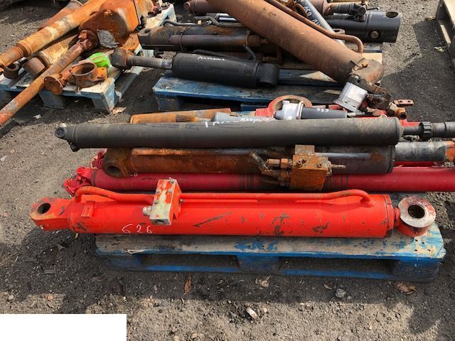 Manitou 626 - Siłownik Hydrauliczny - Гидравлический цилиндр для Сельскохозяйственной техники: фото 1 Manitou 626 - Siłownik Hydrauliczny - Гидравлический цилиндр для Сельскохозяйственной техники: фото 1