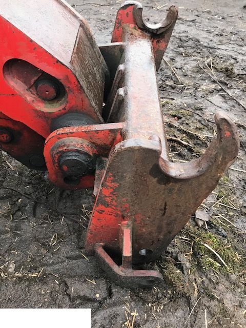 Manitou 626 Siłownik Wychyłu Łyźki - Гидравлический цилиндр для Строительной техники: фото 1