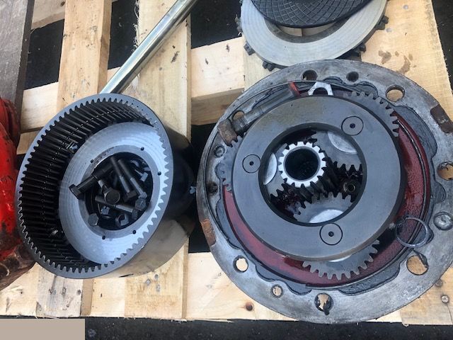 Manitou Carraro - Zwolnica - Бортовой редуктор для Строительной техники: фото 1