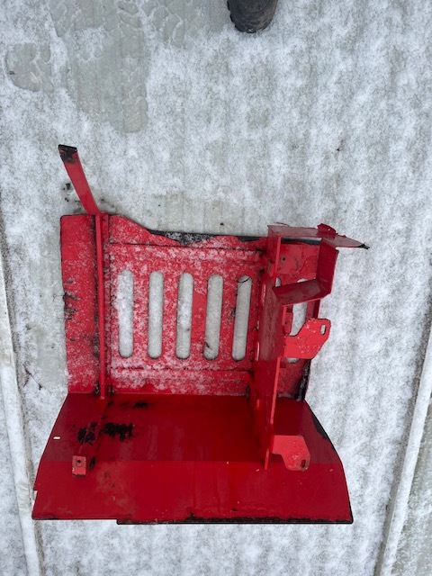 Manitou Osłona Pod Kabine - Кузов и экстерьер для Телескопических погрузчиков: фото 1 Manitou Osłona Pod Kabine - Кузов и экстерьер для Телескопических погрузчиков: фото 1