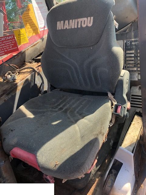 Manitou - Siedzeniowe [CZĘŚCI] - Сиденье для Сельскохозяйственной техники: фото 1