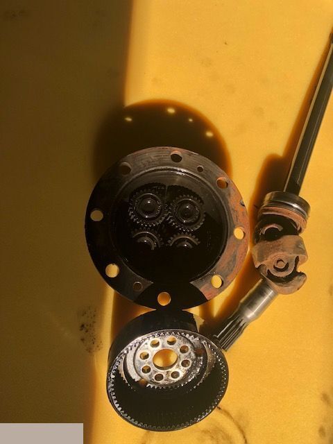 Manitou - Zwolnica - Бортовой редуктор для Строительной техники: фото 1 Manitou - Zwolnica - Бортовой редуктор для Строительной техники: фото 1