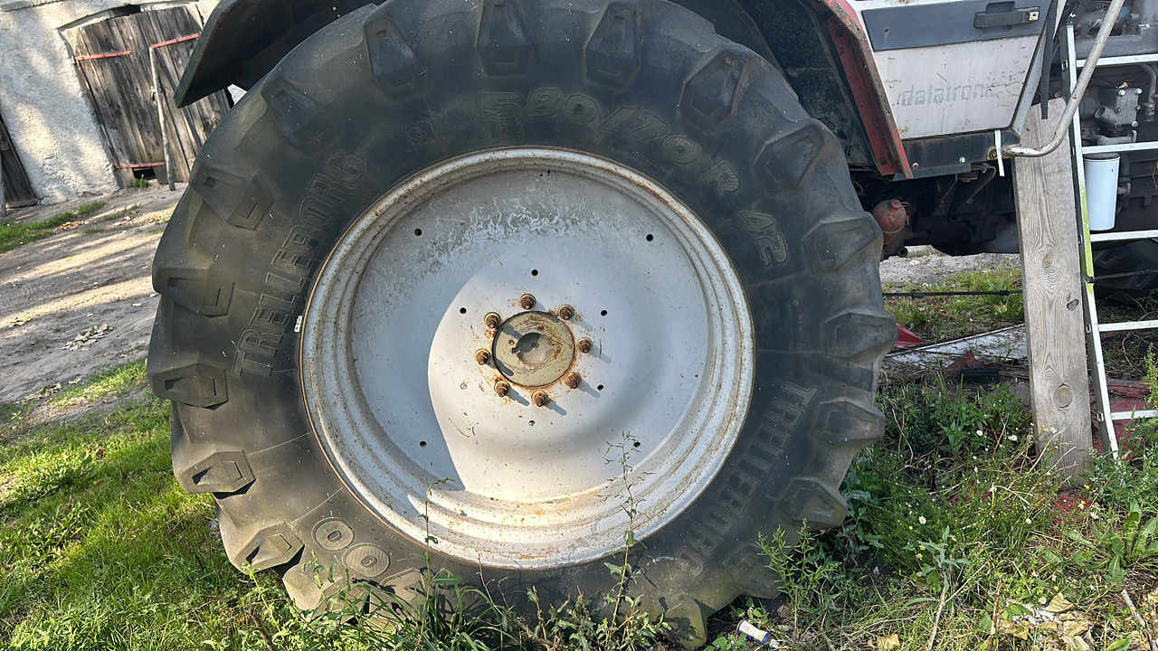 Massey Ferguson 3690 koło kompletne tylne 42 cale - Колесо для Сельскохозяйственной техники: фото 1 Massey Ferguson 3690 koło kompletne tylne 42 cale - Колесо для Сельскохозяйственной техники: фото 1