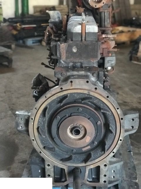 Massey Ferguson 8660 - Silnik [CZĘŚCI] - Двигатель для Сельскохозяйственной техники: фото 1