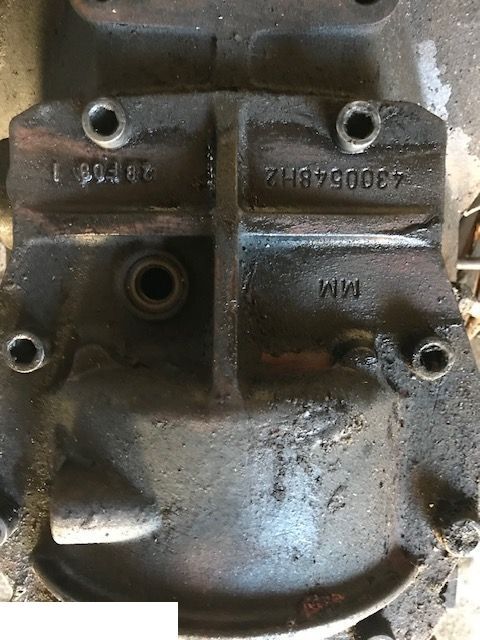 Massey Ferguson Dyna 6 - 6499 - Skrzynia - Коробка передач для Сельскохозяйственной техники: фото 1 Massey Ferguson Dyna 6 - 6499 - Skrzynia - Коробка передач для Сельскохозяйственной техники: фото 1