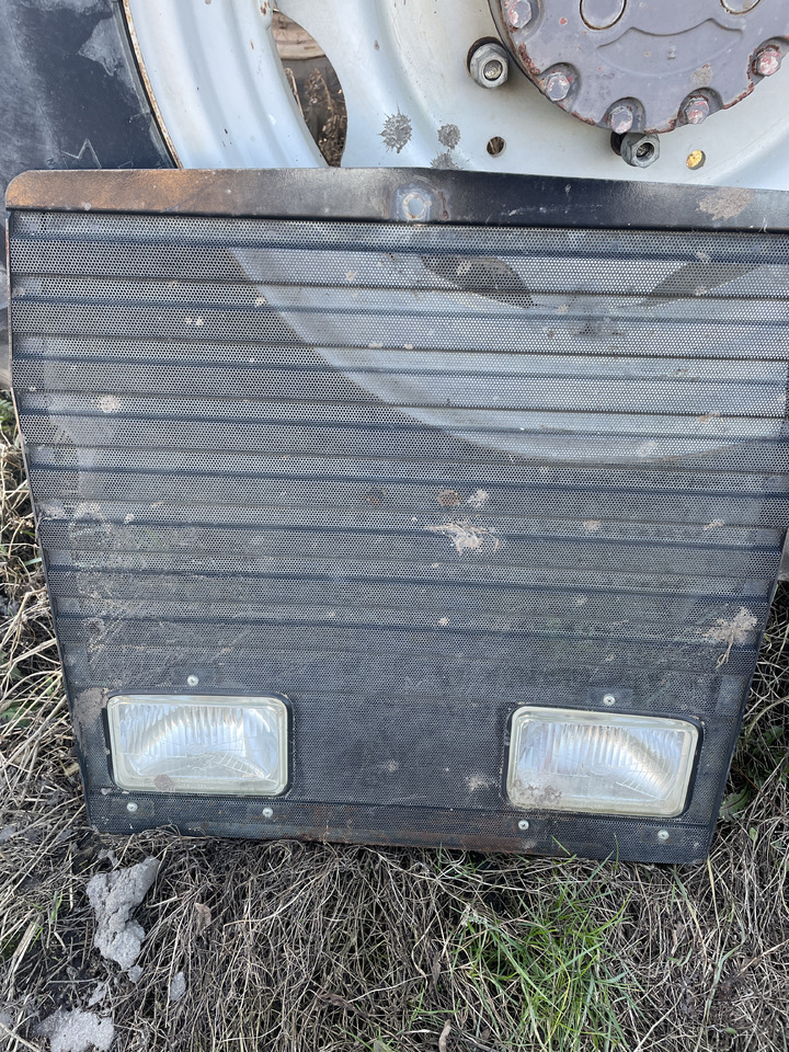 Massey Fergusson 3690 - grill - Решётка радиатора для Сельскохозяйственной техники: фото 1 Massey Fergusson 3690 - grill - Решётка радиатора для Сельскохозяйственной техники: фото 1