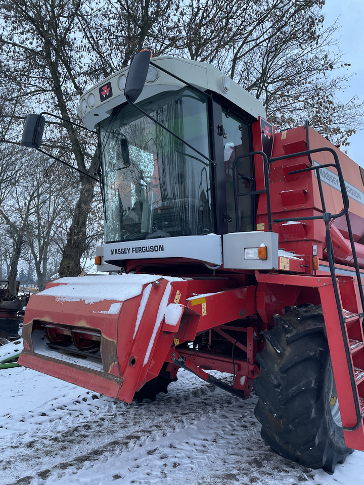 Massey Fergusson MF 30 - kombajn - części kabina sieczkarnia koła most zwolnica - Бортовой редуктор для Сельскохозяйственной техники: фото 1