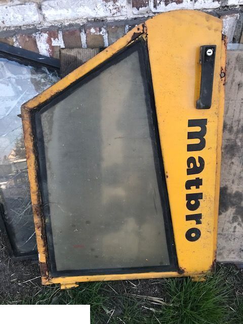 Matbro TS 280 - Drzwi - Дверь и запчасти для Погрузочно-разгрузочной техники: фото 1