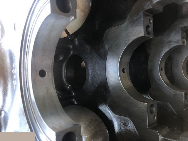 Mercedes OM502 - Двигатель для Сельскохозяйственной техники: фото 1