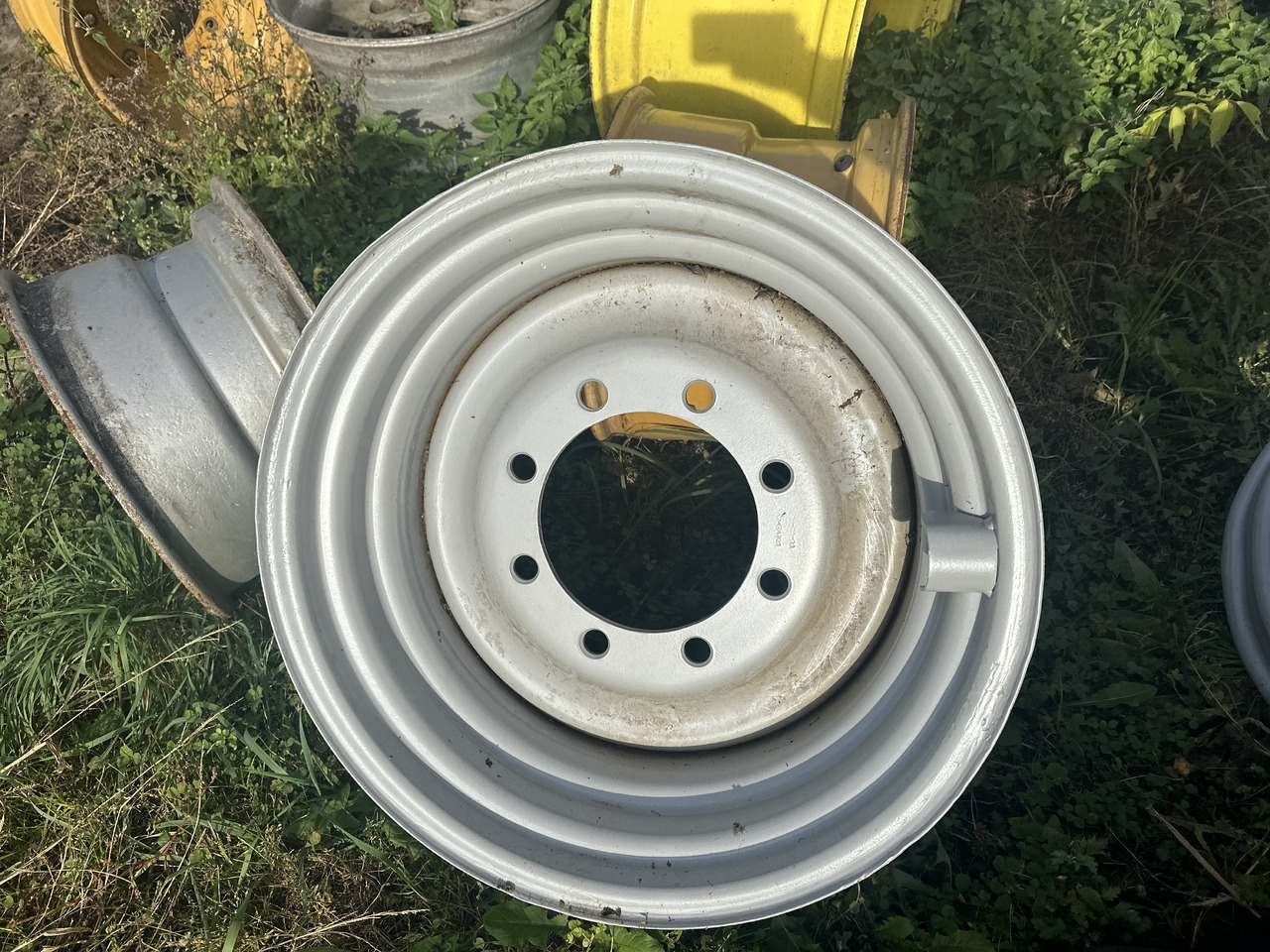 Merlo felga dw13x24 - Колесный диск для Сельскохозяйственной техники: фото 1 Merlo felga dw13x24 - Колесный диск для Сельскохозяйственной техники: фото 1