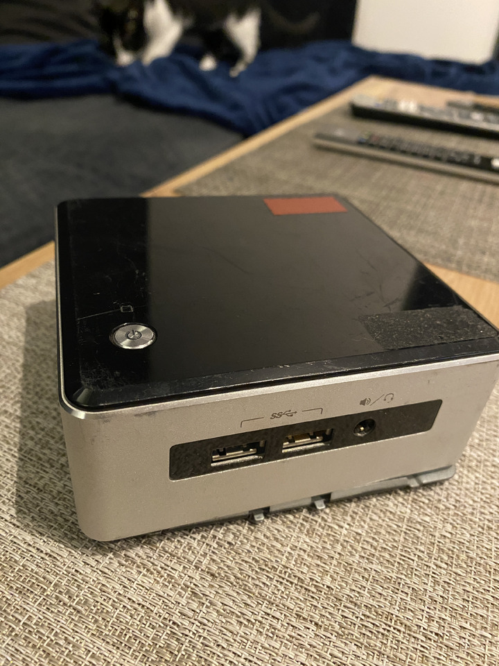 Mikrokomputer Mini PC Intel NUC5i5RYH - Инструмент/ Оборудование: фото 1