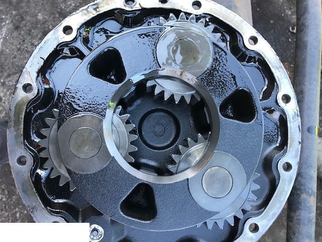 New Holland TM - Zwolnica - Бортовой редуктор для Сельскохозяйственной техники: фото 1