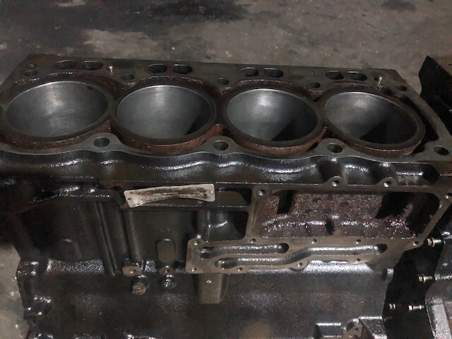 Perkins 1104C-44TA Blok Silnika Uźywany 3711H14A/2 - Блок цилиндров для Сельскохозяйственной техники: фото 1 Perkins 1104C-44TA Blok Silnika Uźywany 3711H14A/2 - Блок цилиндров для Сельскохозяйственной техники: фото 1