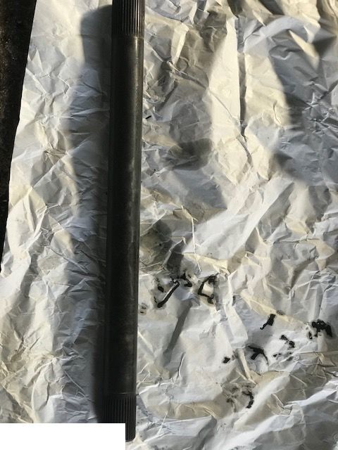 Półoś ZF 4474352016 - Приводный вал для Строительной техники: фото 1 Półoś ZF 4474352016 - Приводный вал для Строительной техники: фото 1