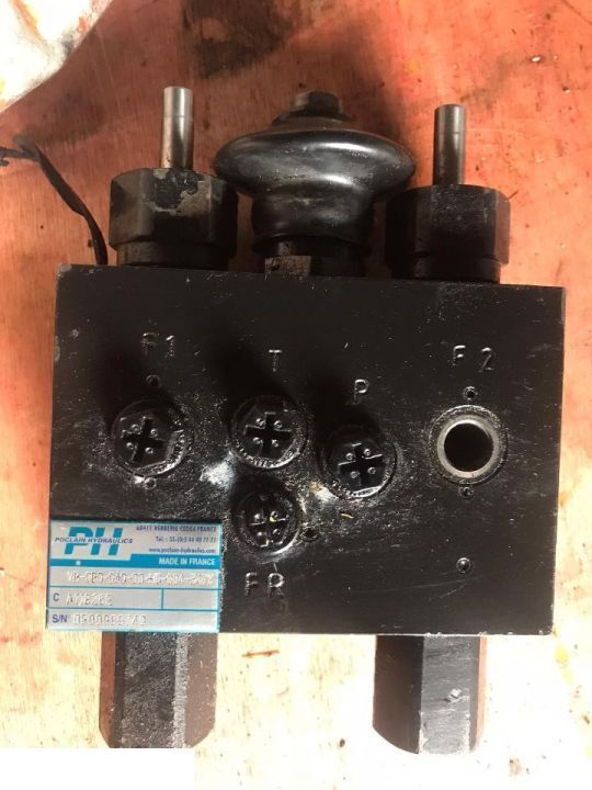 Pompa Hydrauliczna Poclain A11826E VB-0B0-0A0-00-H0-004-347X - Гидравлический насос для Сельскохозяйственной техники: фото 1 Pompa Hydrauliczna Poclain A11826E VB-0B0-0A0-00-H0-004-347X - Гидравлический насос для Сельскохозяйственной техники: фото 1