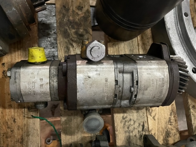 Pompa zębata Rexroth 0510466304 51517222962/1517222963/1517222452 - Гидравлический насос для Строительной техники: фото 1