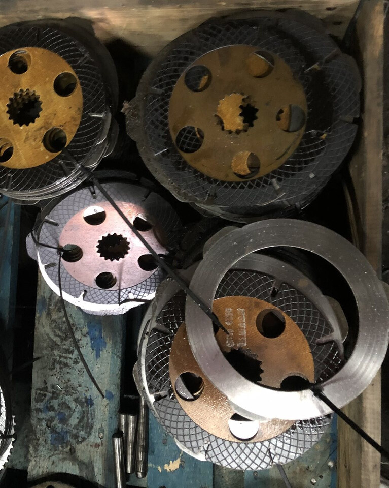 Spicer-tarczki hamulcowe przekładki/Most Spicer/Claas/Manitou/New Holland/Dieci/John Deere - Тормозной диск для Сельскохозяйственной техники: фото 1