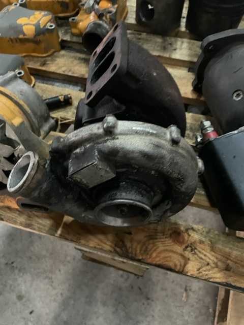 Turbospręźarka Liebherr D906 / D916 / D926 169kW/230KM 53279706701 - Турбина для Строительной техники: фото 1 Turbospręźarka Liebherr D906 / D916 / D926 169kW/230KM 53279706701 - Турбина для Строительной техники: фото 1