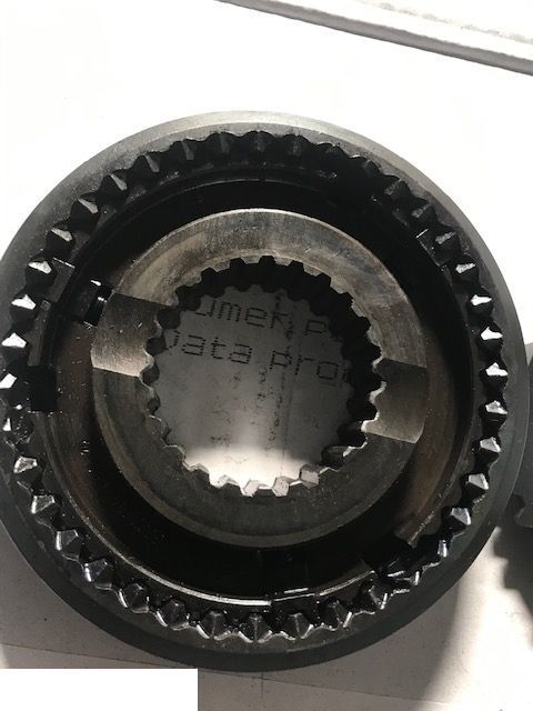 Valtra 900- Skrzynia [CZĘŚCI] - Коробка передач для Сельскохозяйственной техники: фото 1