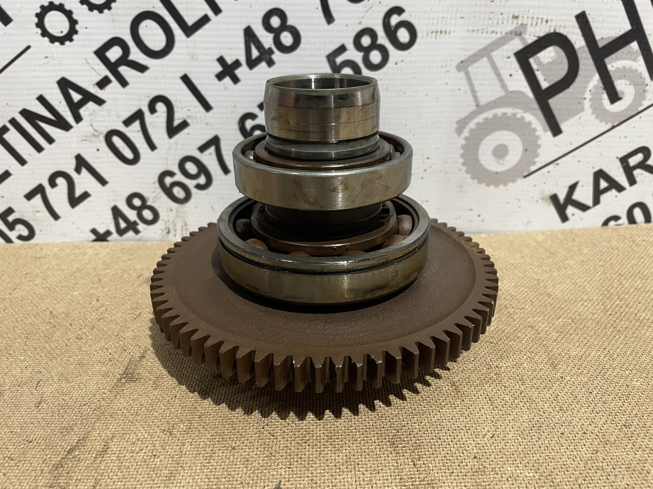 Valtra S354 Massey 8480 - skrzynia biegów - koło zębate wałek 903100490051 R835100490050 - Коробка передач для Сельскохозяйственной техники: фото 1