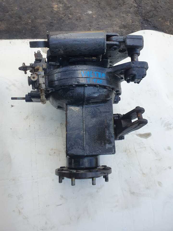 Valtra T190  - Zwolnica - Zwrotnica - Półoś - Skrzynia - Silnik - Siłowniki - Tylny WOM - Поворотный кулак для Сельскохозяйственной техники: фото 1