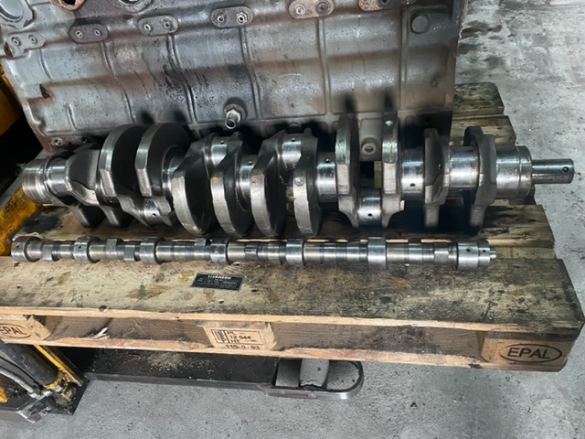 Wał korbowy liebherr 3020319 do silnika Liebherr D906 / D916 - Коленчатый вал для Сельскохозяйственной техники: фото 1