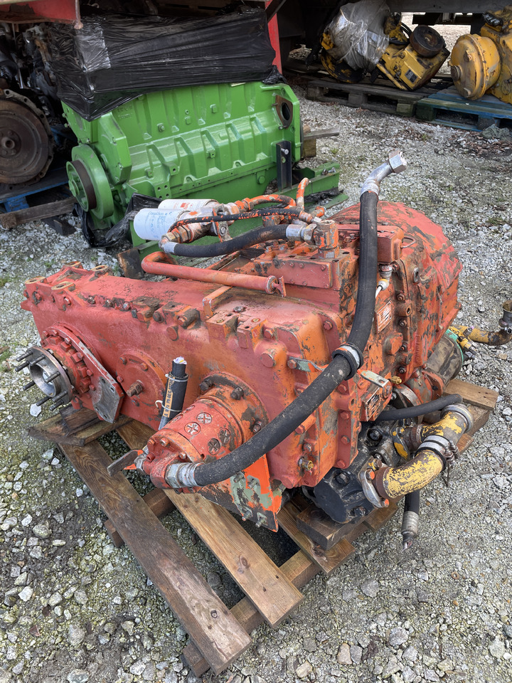 ZF 4PW45H1 ZETTELMEYER ZL4001 VOLVO - skrzynia biegów - Коробка передач для Сельскохозяйственной техники: фото 1 ZF 4PW45H1 ZETTELMEYER ZL4001 VOLVO - skrzynia biegów - Коробка передач для Сельскохозяйственной техники: фото 1