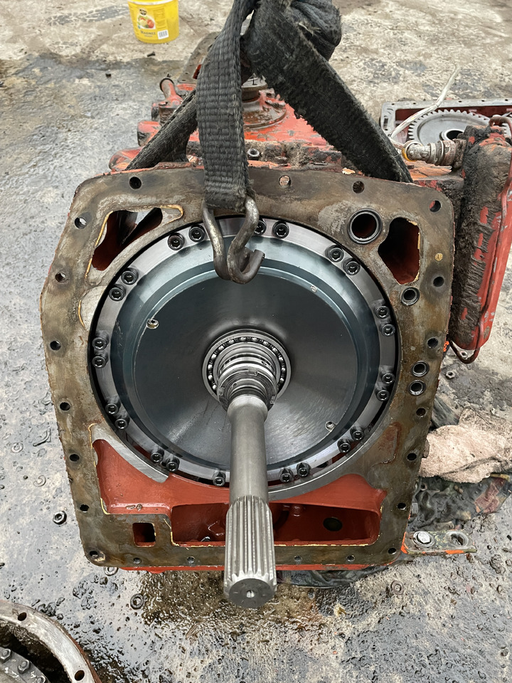 ZF 4PW45H1 Zettelmayer Volvo - skrzynia biegów - flansza 4620332115 - Коробка передач для Сельскохозяйственной техники: фото 1 ZF 4PW45H1 Zettelmayer Volvo - skrzynia biegów - flansza 4620332115 - Коробка передач для Сельскохозяйственной техники: фото 1