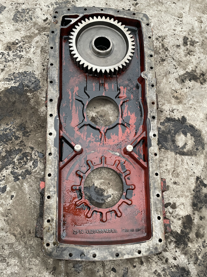 ZF 4PW45H1 Zettelmayer Volvo - skrzynia biegów - obudowa kół zębatych 4620403140 - Коробка передач для Сельскохозяйственной техники: фото 1 ZF 4PW45H1 Zettelmayer Volvo - skrzynia biegów - obudowa kół zębatych 4620403140 - Коробка передач для Сельскохозяйственной техники: фото 1