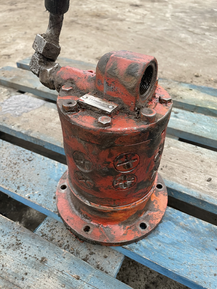 ZF 4PW45H1 Zettelmayer Volvo - skrzynia biegów - pompa tłokowa 8607955105 - Коробка передач для Сельскохозяйственной техники: фото 1 ZF 4PW45H1 Zettelmayer Volvo - skrzynia biegów - pompa tłokowa 8607955105 - Коробка передач для Сельскохозяйственной техники: фото 1