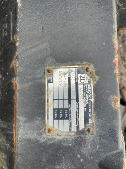 ZF AS-2075 - Deutz Fahr Agrotron - Obudowa Mostu | Atak | Mechanizm Róźnicowy - Дифференциал для Сельскохозяйственной техники: фото 1 ZF AS-2075 - Deutz Fahr Agrotron - Obudowa Mostu | Atak | Mechanizm Róźnicowy - Дифференциал для Сельскохозяйственной техники: фото 1