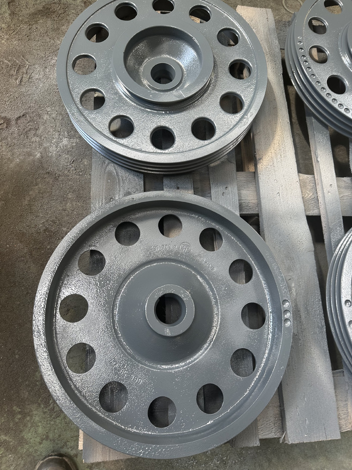 Claas Lexion koło pasowe 0667413 , 191709.0 , 191709 - Запчасти для Зерноуборочных комбайнов: фото 1 Claas Lexion koło pasowe 0667413 , 191709.0 , 191709 - Запчасти для Зерноуборочных комбайнов: фото 1