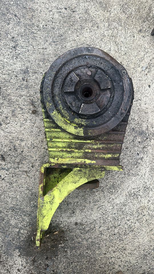 Claas conspeed przekładnia kątowa dolna - Запчасти для Жаток кукурузных: фото 1