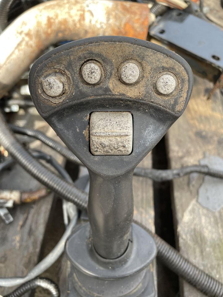 Deuzt-Fahr Agrovector JLG - joystick 16000384 - Запчасти для Телескопических погрузчиков: фото 1