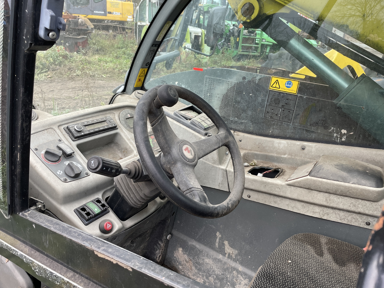 Kramer 2706 ładowarka części - kierownica plastiki manetka wyświetlacz - Запчасти для Телескопических погрузчиков: фото 1