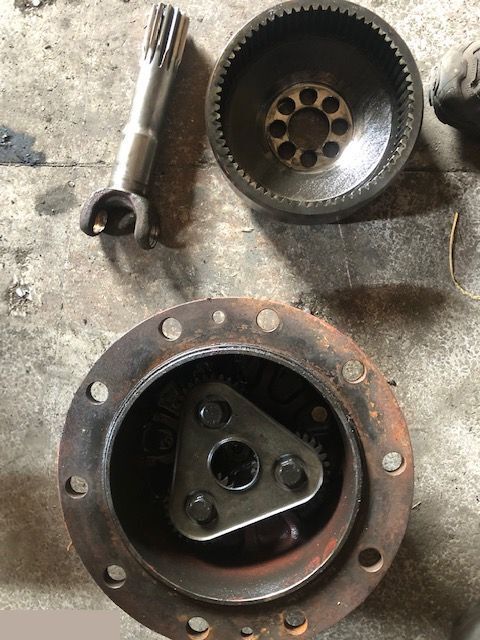 Manitou Zwolnica Piasta [10 Szpilek] - Запчасти для Телескопических погрузчиков: фото 1