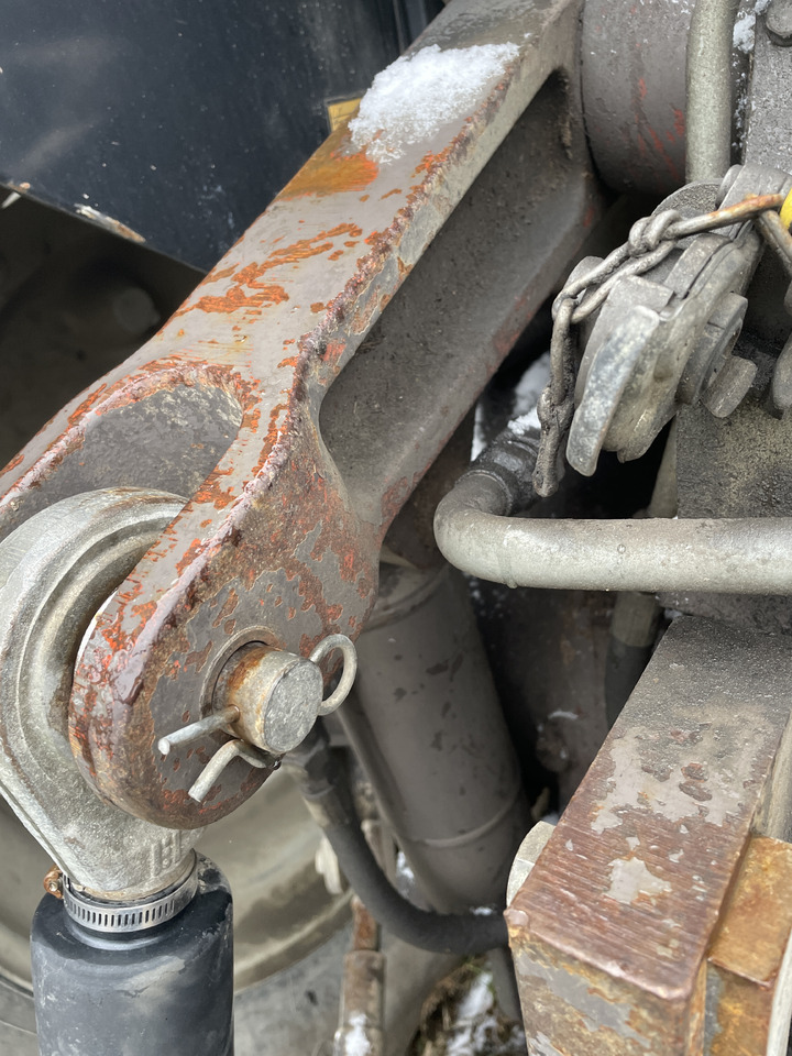 Massey Fergusson 3690 - ramię podnośnika 3042066M16 3042067M16 - Запчасти для Тракторов: фото 1 Massey Fergusson 3690 - ramię podnośnika 3042066M16 3042067M16 - Запчасти для Тракторов: фото 1