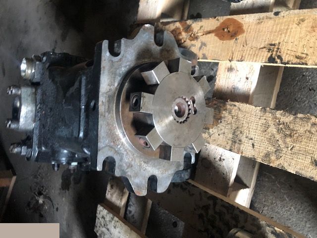 Terex TL 310 - Hydrostat - Запчасти для Фронтальных погрузчиков: фото 1