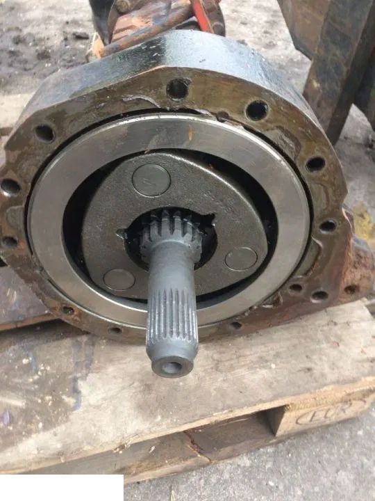 Zwolnica - CASE 885 - Бортовой редуктор для Сельскохозяйственной техники: фото 1 Zwolnica - CASE 885 - Бортовой редуктор для Сельскохозяйственной техники: фото 1