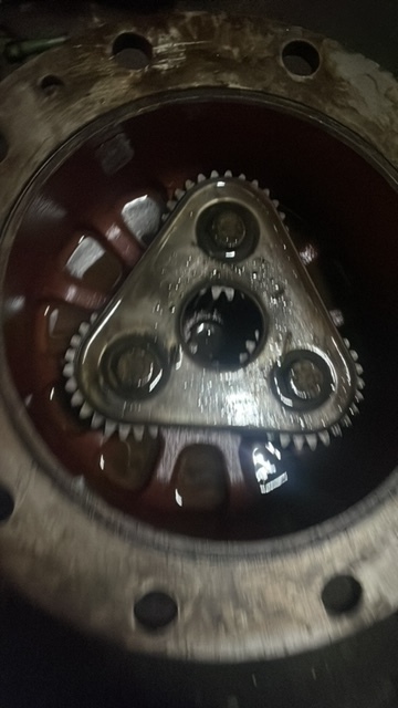 Zwolnica Manitou clark hurth Półoś - Приводный вал для Сельскохозяйственной техники: фото 1 Zwolnica Manitou clark hurth Półoś - Приводный вал для Сельскохозяйственной техники: фото 1