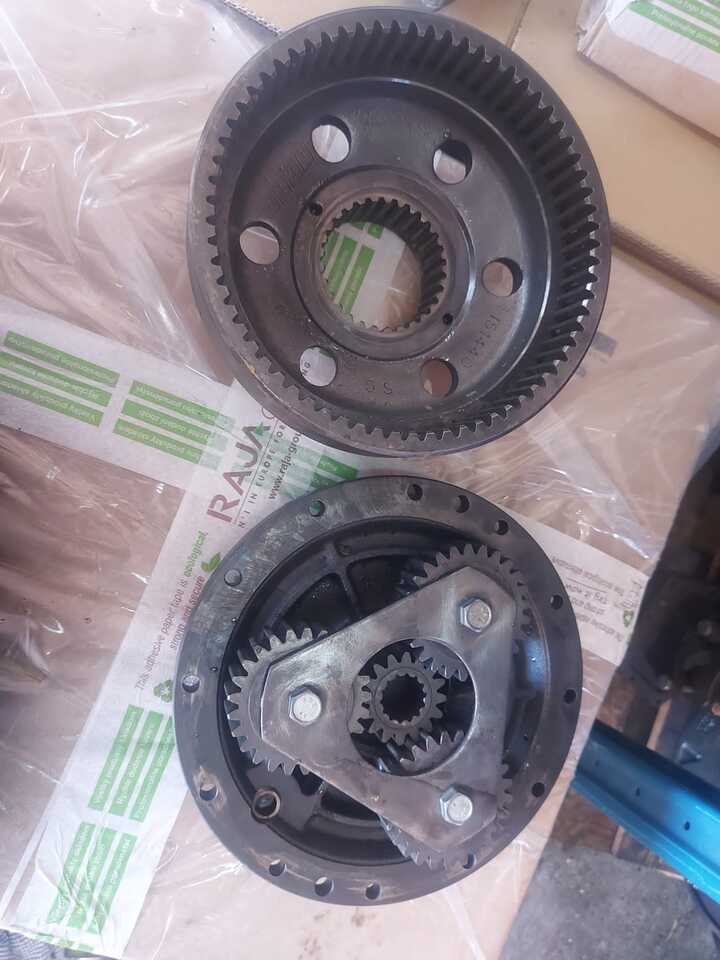 Zwolnica - New Holland t6070 - Бортовой редуктор для Сельскохозяйственной техники: фото 1